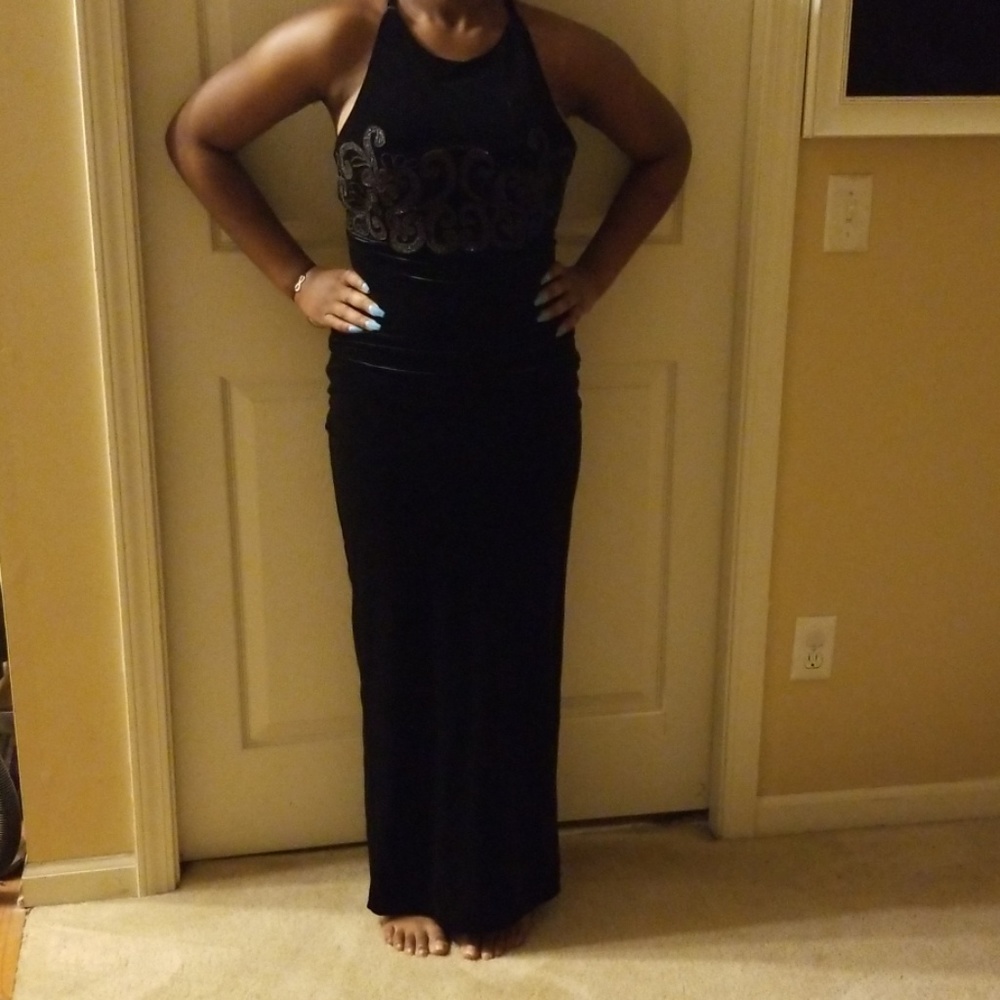 Black dress size 3/4